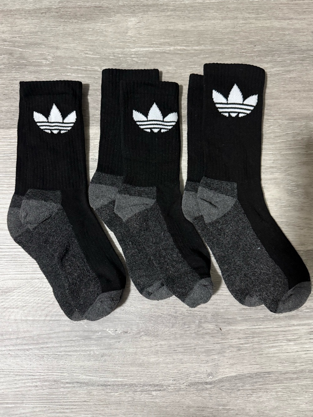 Unisex Adidas Crew Socks